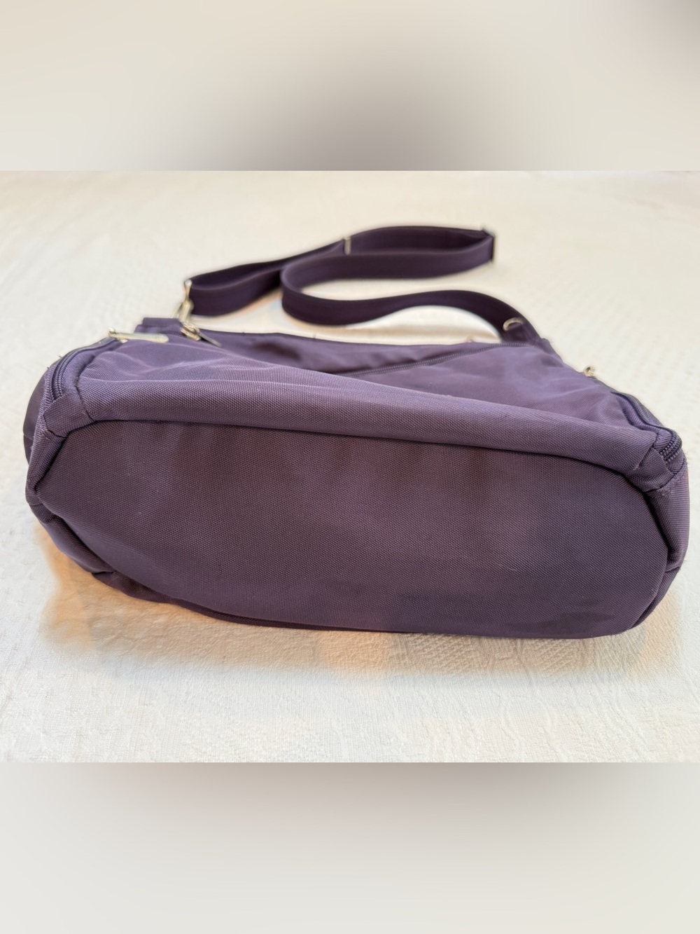 Travelon Anti-Theft Purple Poly Crossbody Bucket Tote Bag - Picture 5 of 7